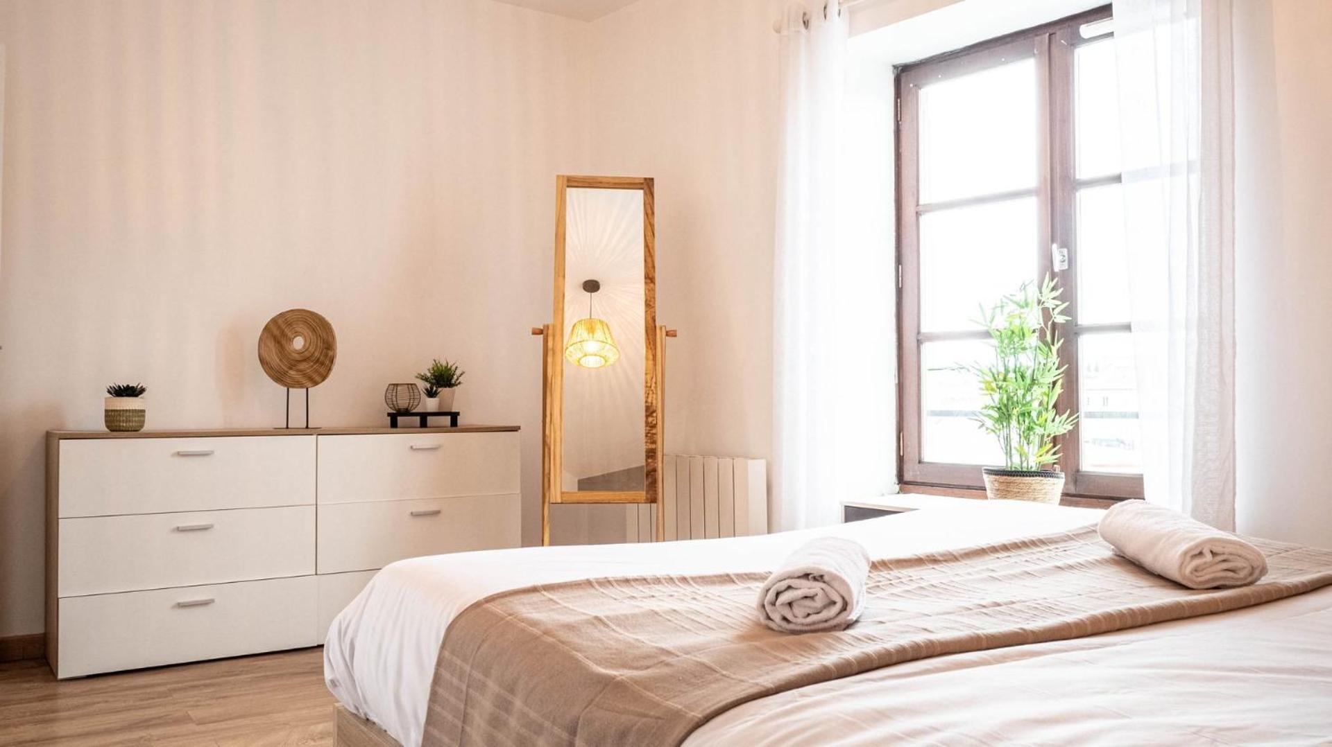 Le Contemporain - Bel Appartement T2 A Poitiers Eksteriør billede